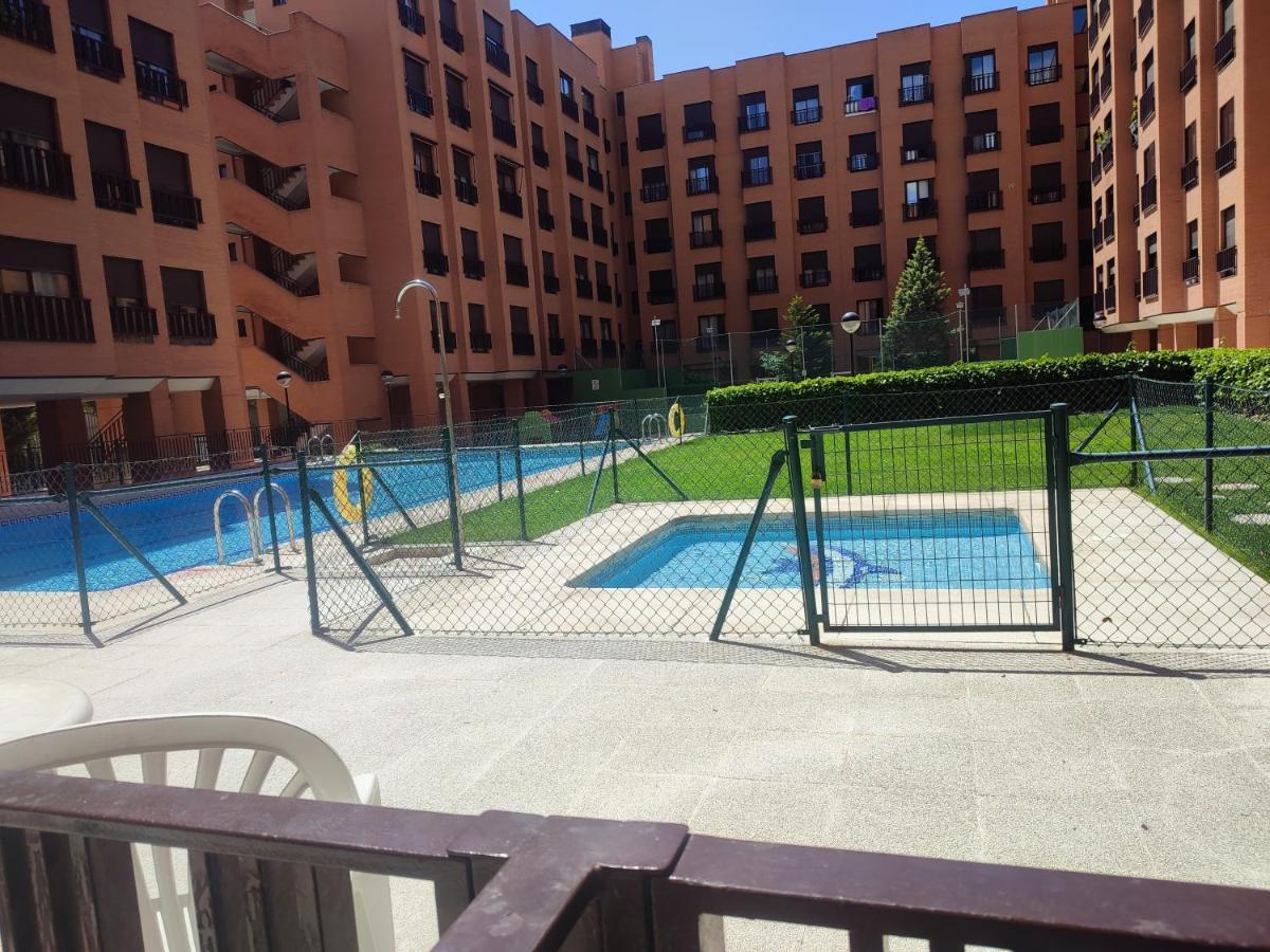En Madrid, A Unos Minutos Del Aeropuerto Airport Barajas, Plenilunio, Estadio De Futbol Metropolitano, Feria De Madrid, Clinica Navarra Dış mekan fotoğraf